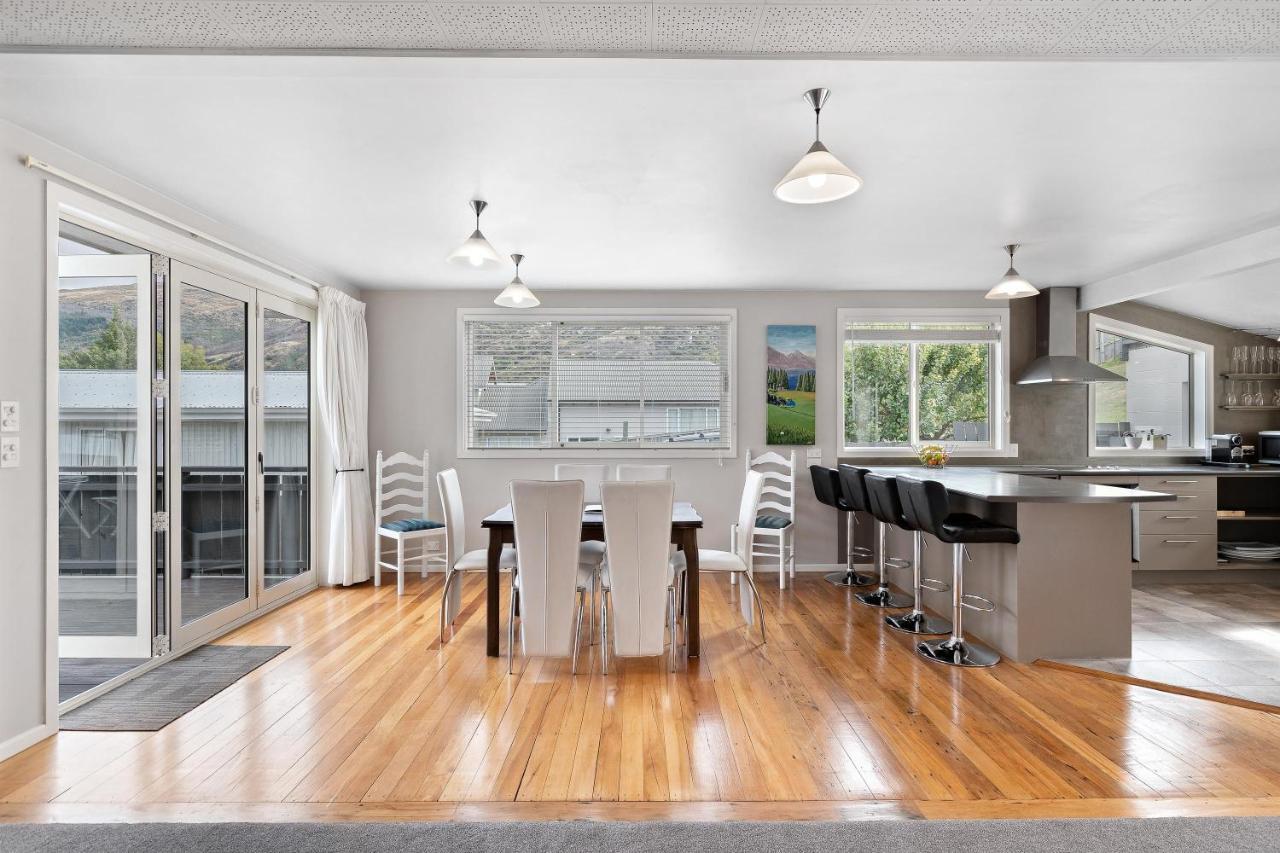 קווינסטאון Lake And Mountain View Living מראה חיצוני תמונה